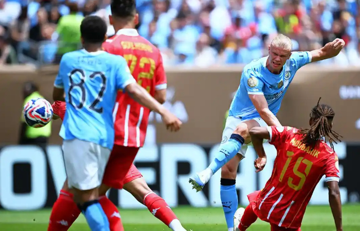 详细阅读:九游官网入口注册-葡超倒计时,比利亚雷亚尔国际比赛日队长鼓劲,细节引发关注,目标明确,赛程密集仍需轮换的简单介绍 九游官网入口注册-葡超倒计时,比利亚雷亚尔国际比赛日队长鼓劲,细节引发关注,目标明确,赛程密集仍需轮换的简单介绍