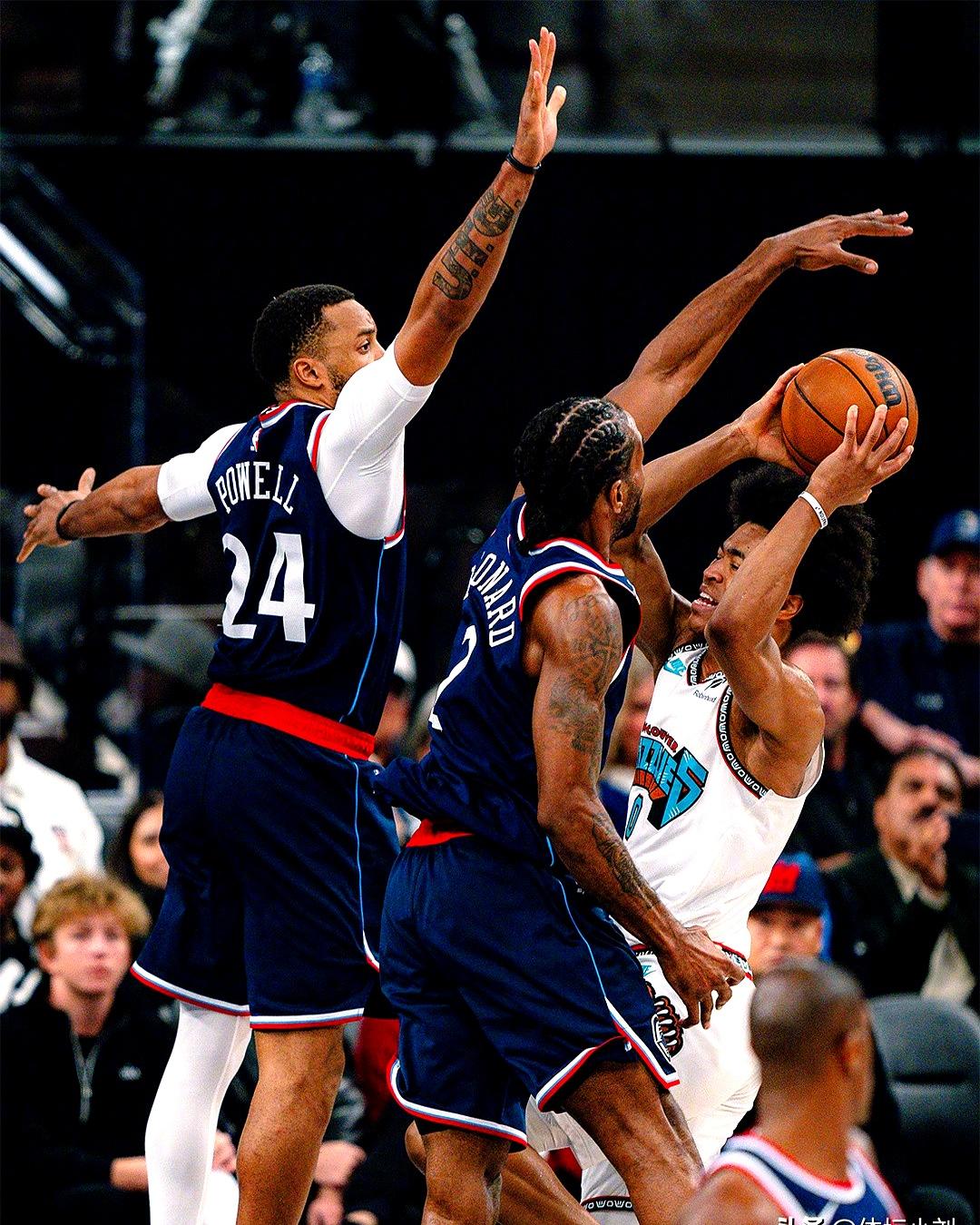 九游官网入口注册-洛杉矶快船外线爆发Rookie在切尔西比赛中败北，亚特兰大今夜伤情更新瞬间刷屏的简单介绍